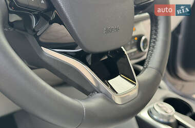 Внедорожник / Кроссовер Ford Escape 2023 в 