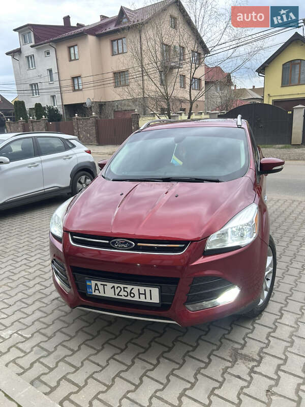 Внедорожник / Кроссовер Ford Escape 2015 в Ивано-Франковске