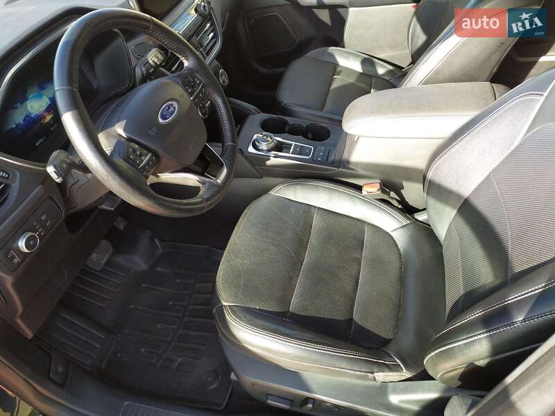 Внедорожник / Кроссовер Ford Escape 2020 в Киеве фото 68 Внедорожник / Кроссовер Ford Escape 2020 в Киеве