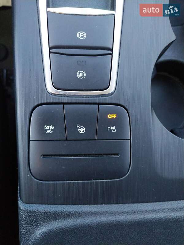 Внедорожник / Кроссовер Ford Escape 2020 в Киеве фото 83 Внедорожник / Кроссовер Ford Escape 2020 в Киеве