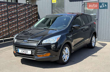 Внедорожник / Кроссовер Ford Escape 2015 в 