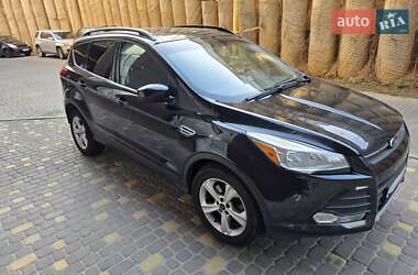 Внедорожник / Кроссовер Ford Escape 2015 в 