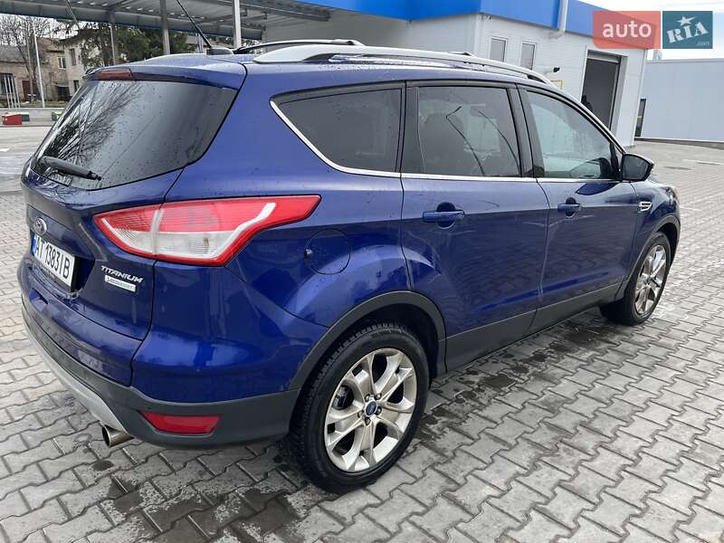 Внедорожник / Кроссовер Ford Escape 2013 в Ромнах