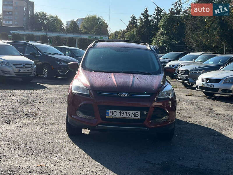 Внедорожник / Кроссовер Ford Escape 2014 в 