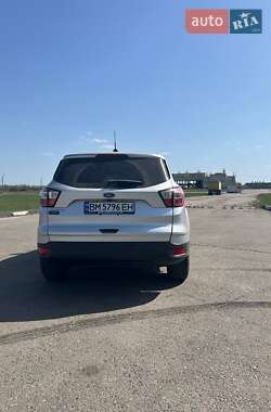 Внедорожник / Кроссовер Ford Escape 2017 в 