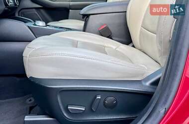 Внедорожник / Кроссовер Ford Escape 2022 в 