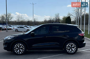Внедорожник / Кроссовер Ford Escape 2020 в 