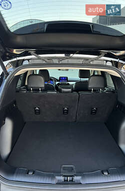 Внедорожник / Кроссовер Ford Escape 2020 в 