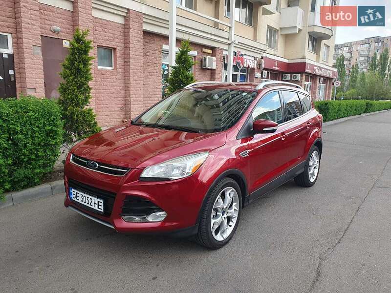 Внедорожник / Кроссовер Ford Escape 2014 в 