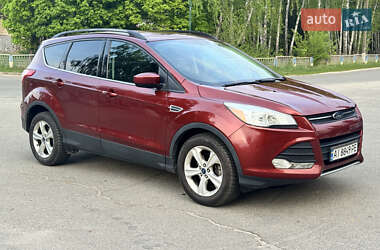 Позашляховик / Кросовер Ford Escape 2014 в 