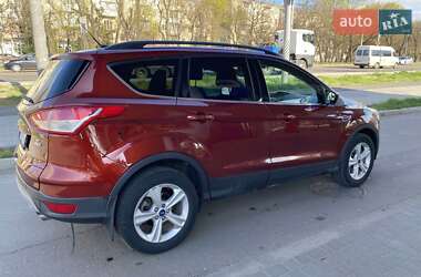 Внедорожник / Кроссовер Ford Escape 2013 в 