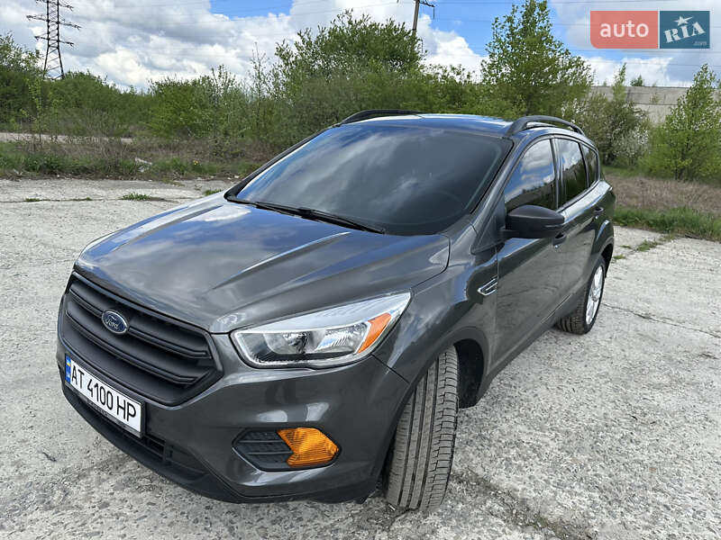 Внедорожник / Кроссовер Ford Escape 2016 в Коломые