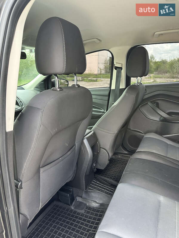 Внедорожник / Кроссовер Ford Escape 2016 в Коломые