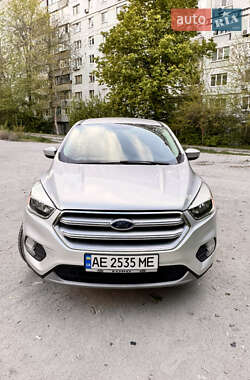 Внедорожник / Кроссовер Ford Escape 2017 в Днепре