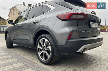 Внедорожник / Кроссовер Ford Escape 2023 в 