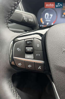 Внедорожник / Кроссовер Ford Escape 2023 в 