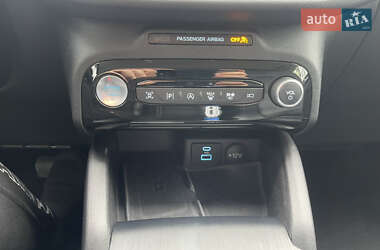 Внедорожник / Кроссовер Ford Escape 2023 в 