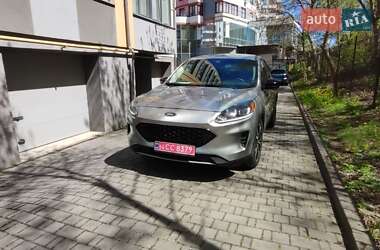 Внедорожник / Кроссовер Ford Escape 2022 в 