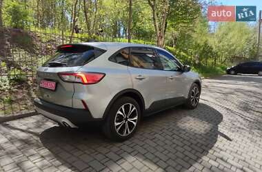 Внедорожник / Кроссовер Ford Escape 2022 в 