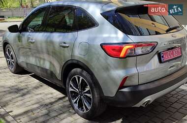 Внедорожник / Кроссовер Ford Escape 2022 в 