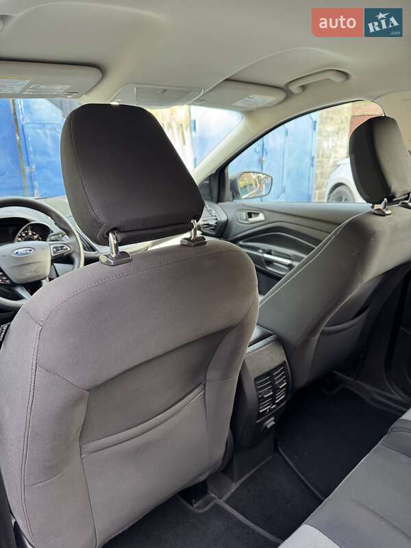 Внедорожник / Кроссовер Ford Escape 2018 в Киеве