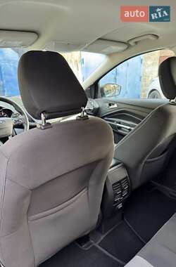 Позашляховик / Кросовер Ford Escape 2018 в 