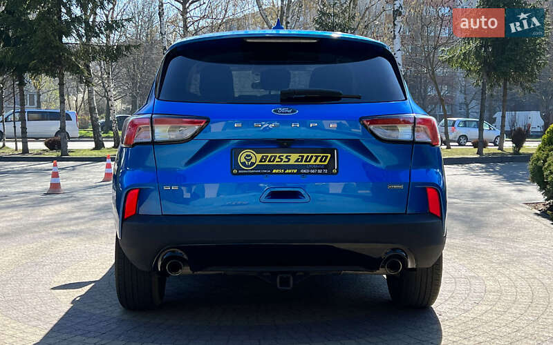 Позашляховик / Кросовер Ford Escape 2020 в Львові