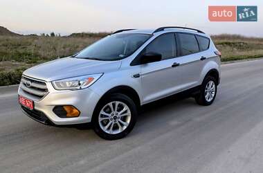 Внедорожник / Кроссовер Ford Escape 2018 в 