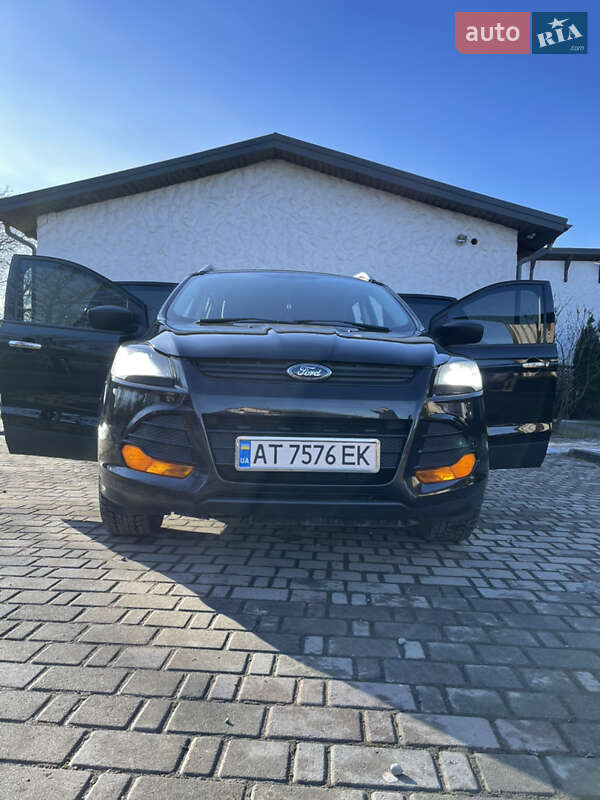 Внедорожник / Кроссовер Ford Escape 2014 в Косове