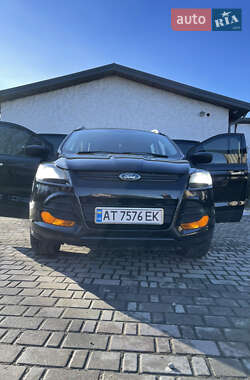 Позашляховик / Кросовер Ford Escape 2014 в 