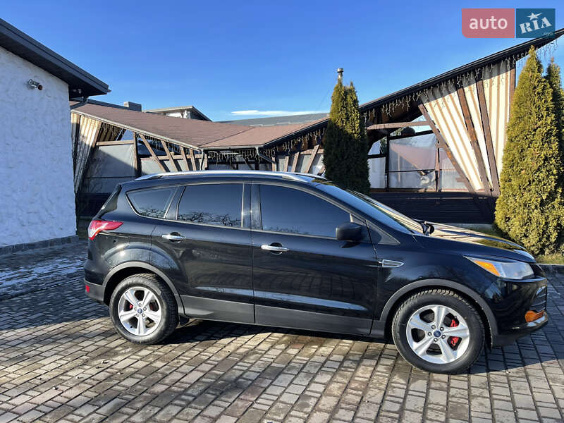 Внедорожник / Кроссовер Ford Escape 2014 в Косове