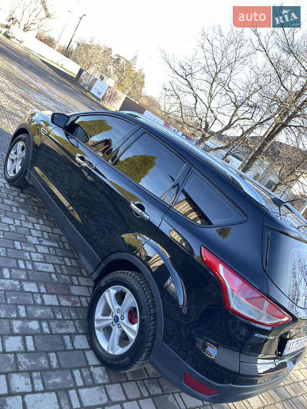 Внедорожник / Кроссовер Ford Escape 2014 в Косове