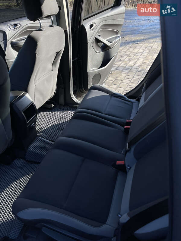 Внедорожник / Кроссовер Ford Escape 2014 в Косове