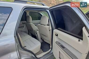 Внедорожник / Кроссовер Ford Escape 2011 в 