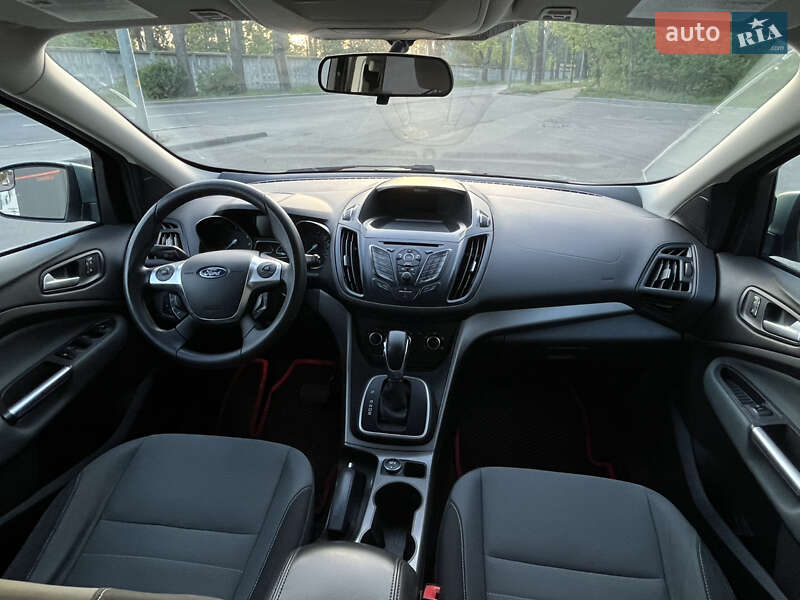 Внедорожник / Кроссовер Ford Escape 2012 в Киеве