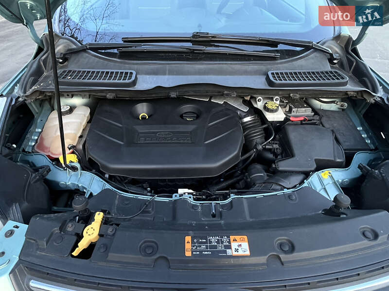 Внедорожник / Кроссовер Ford Escape 2012 в Киеве
