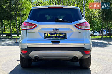 Внедорожник / Кроссовер Ford Escape 2016 в 