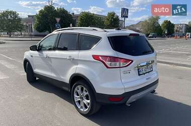 Внедорожник / Кроссовер Ford Escape 2014 в 