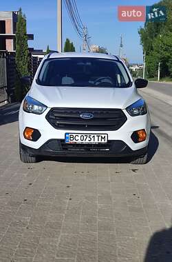 Позашляховик / Кросовер Ford Escape 2017 в 