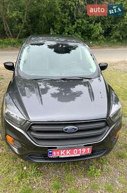 Позашляховик / Кросовер Ford Escape 2019 в 