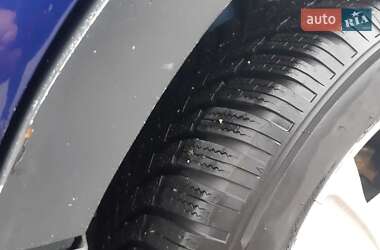 Внедорожник / Кроссовер Ford Escape 2014 в 