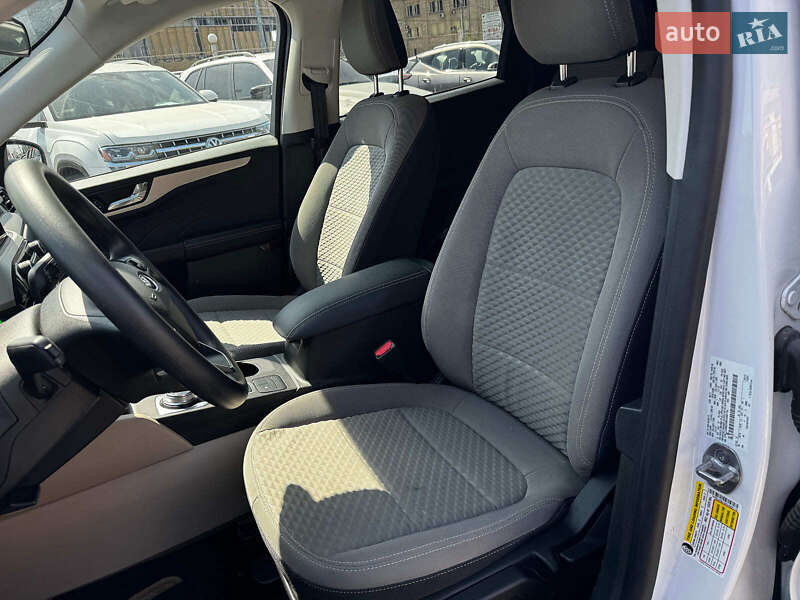 Внедорожник / Кроссовер Ford Escape 2021 в Харькове