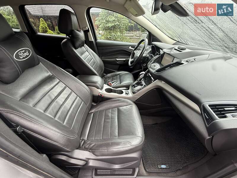 Позашляховик / Кросовер Ford Escape 2013 в Львові