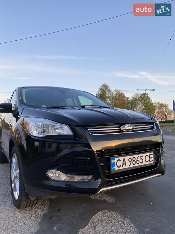 Внедорожник / Кроссовер Ford Escape 2013 в 