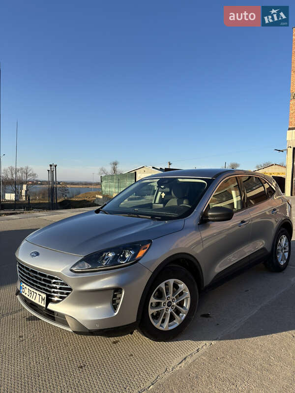 Позашляховик / Кросовер Ford Escape 2022 в Львові