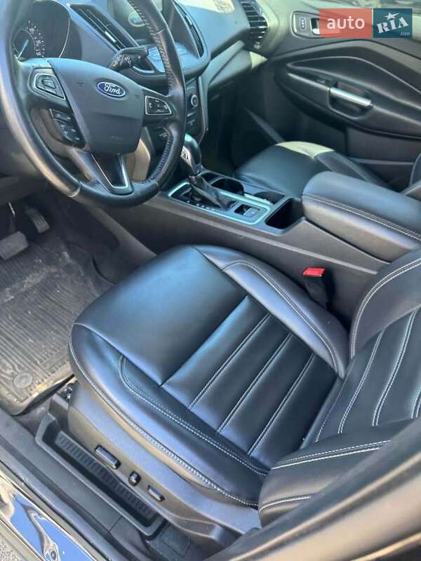 Внедорожник / Кроссовер Ford Escape 2020 в Львове