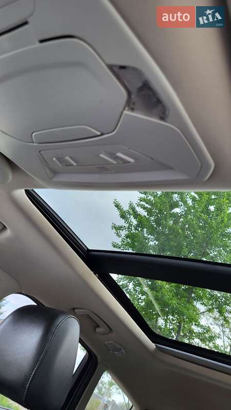 Внедорожник / Кроссовер Ford Escape 2015 в Чернигове