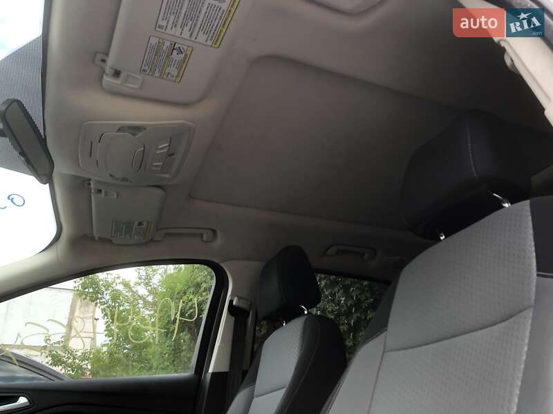 Позашляховик / Кросовер Ford Escape 2016 в Львові