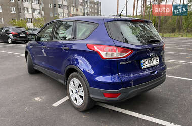 Внедорожник / Кроссовер Ford Escape 2014 в 