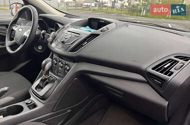 Внедорожник / Кроссовер Ford Escape 2014 в 